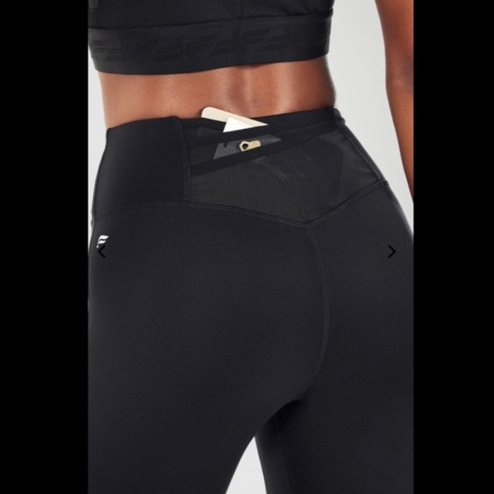 Fabletics Trinity High Waisted Pocket Legging S